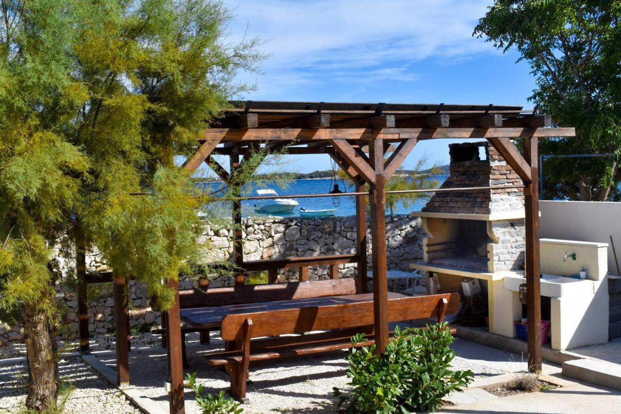 Tamaris Villa Sevid Exterior photo